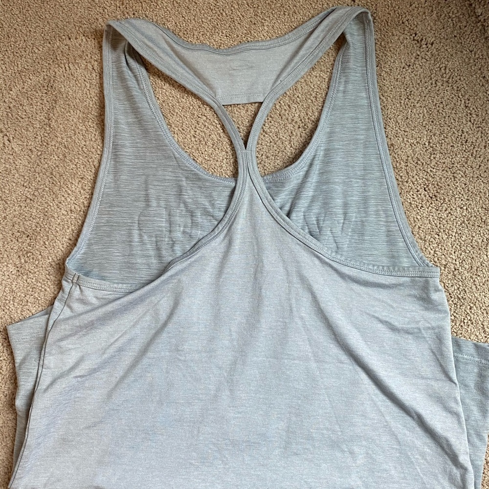 Workout Tank Top - Picture 4 of 4